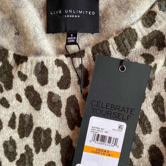 LIVE UNLIMITED Cheetah Zebra Animal Print Soft Sweater Gray Multi Small NWT - Picture 9 of 10